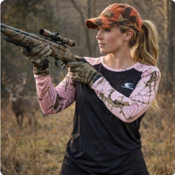 Mossy Oak Tops - Mossy Oak Pink and Black Camo Long Sleeve Top Lightweight Women's XL